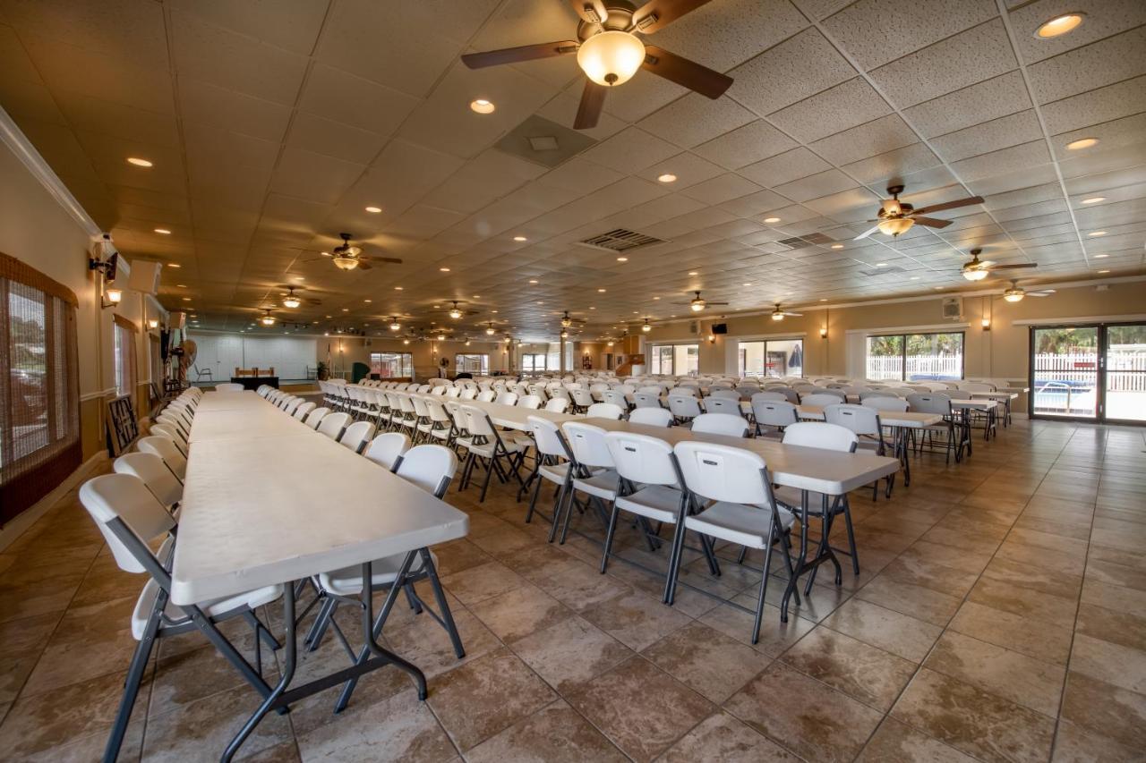 Buttonwood Bay RV Resort Sebring Exterior foto